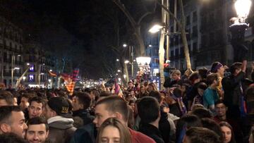 Así fue el eufórico festejo de los hinchas en Barcelona