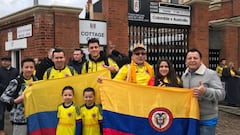 Apoyo tricolor: Hinchas llegan al Craven Cottage de Londres