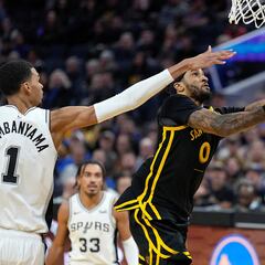 The misspelling on Wembanyama’s jersey with the Spurs in their game against the Warriors