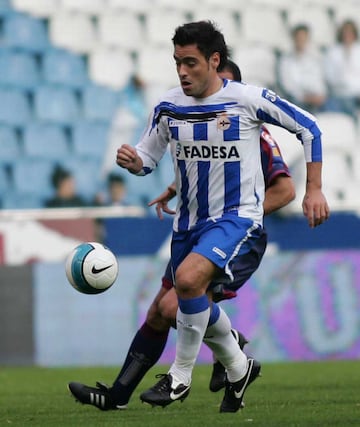 Defendió los colores del Deportivo desde 2000 hasta el 2007