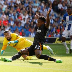 Sinisterra, destacado por la prensa y el DT lo ve “más en forma”