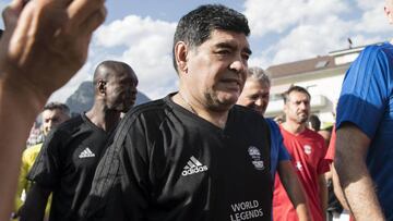 Maradona comienza su etapa como entrenador de Al Fujairah