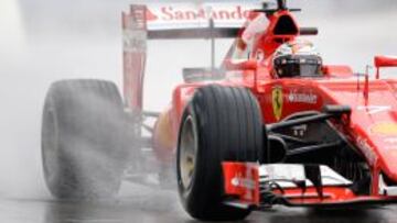 Pista mojada artificialmente
para las pruebas de Pirelli