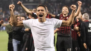 Compañero de Bacca: "Me dice que está feliz en Milan"