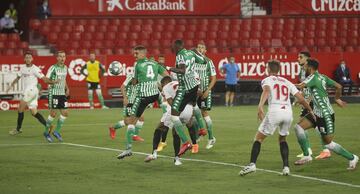 Fernando marc¨® el 2-0 definitivo.