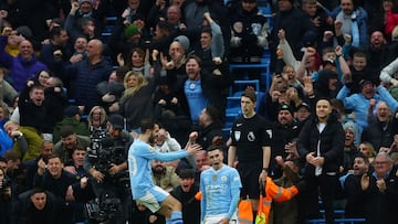 Soccer Football - Premier League - Manchester City v Manchester United - Etihad Stadium, Manchester, Britain - March 3, 2024 Manchester City's Phil Foden celebrates scoring their second goal with Bernardo Silva Action Images via Reuters/Lee Smith NO USE WITH UNAUTHORIZED AUDIO, VIDEO, DATA, FIXTURE LISTS, CLUB/LEAGUE LOGOS OR 'LIVE' SERVICES. ONLINE IN-MATCH USE LIMITED TO 45 IMAGES, NO VIDEO EMULATION. NO USE IN BETTING, GAMES OR SINGLE CLUB/LEAGUE/PLAYER PUBLICATIONS.