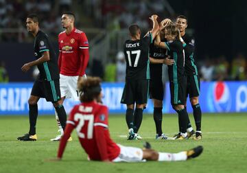 Madrid celebrate on full-time