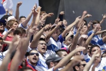 La hinchada cruzada acompañó durante todo el torneo a su equipo y hoy tienen el premio mayor.