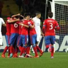 Chile da una muestra de coraje, vence a EE.UU. y roza los 8vos