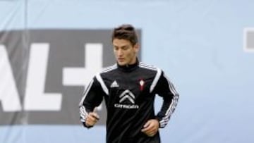 El centrocampista serbio procedente del Vojvodina, Nemanja Radoja, durante se primera sesión de entrenamiento como jugador del Celta.