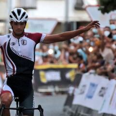 Javier Romo, del triatlón al Astana: "He trabajado mucho, no es una casualidad"