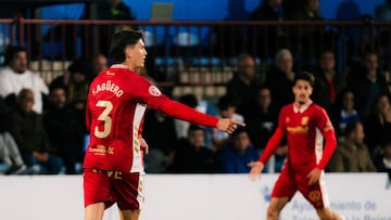 Agüero estrena titularidad