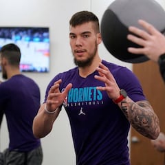 Borrego rectifica con Willy: "Se ha merecido una oportunidad"