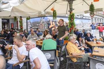 Spurs fans quaff a few pre-match beers on Madrid's Plaza Mayor