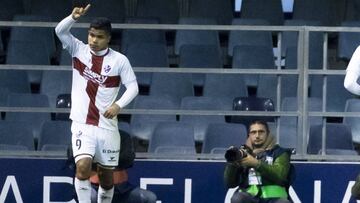 El Cucho Hern¨¢ndez se destapa como jugador revelaci¨®n
