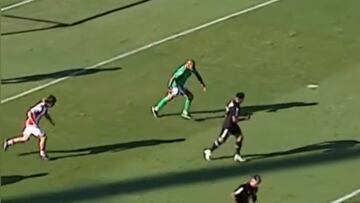 Jugó en Chile y da la vuelta al mundo con un error pocas veces visto