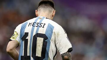 AL DAAYEN - Lionel Messi of Argentina during the FIFA World Cup Qatar 2022 quarterfinal match between the Netherlands and Argentina at the Lusail Stadium on December 9, 2022 in Al Daayen, Qatar. ANP MAURICE VAN STONE (Photo by ANP via Getty Images)