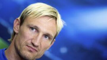 El entrenador del Bayern Leverkusen, Sami Hyppiae.