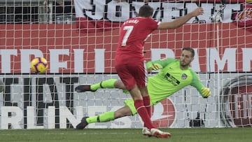 Stuani marca a Oblak de penalti en el Girona-Atlético de Liga.