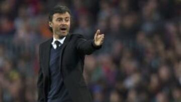 Luis Enrique: "Me gustaría que Xavi siguiese ayudándonos"