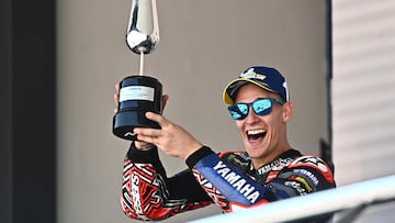 Fabio Quartararo en el podio de Jerez.