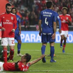 Benfica goleó al Feirense de Antonio Briseño