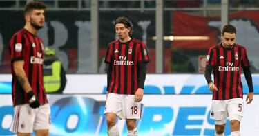 Hamsik breaks Maradona's tally to put Napoli top for Christmas