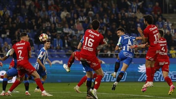 Pablo Martínez marcó el 1-0 ante el Fuenlabrada tras un córner.
