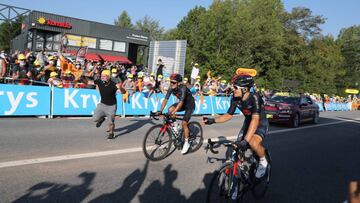Un espontáneo se coló en la celebración del Ineos