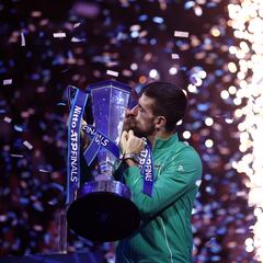 Djokovic gana ante Sinner sus séptimas ATP Finals