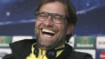 El entrenador del Borussia Dortmund, Jürgen Klopp, durante la rueda de prensa previa al entrenamiento que el conjunto alemán ha realizado esta tarde en el estadio Santiago Bernabéu.