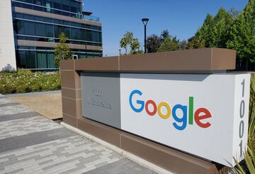 Letrero de Google en sus oficinas de Mountain View, California (Estados Unidos)