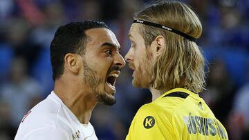 El tunecino Boughanmi se encara con el pottero islandés Bjorgvin Gustavsson. Acabaron en empate.