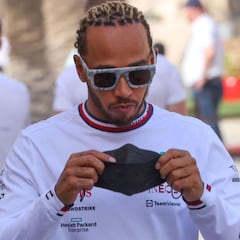 Hamilton hace saltar todas las alarmas en Mercedes