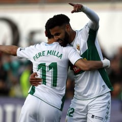 El Elche rompe la racha de La Constitución y apea al Yeclano