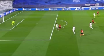 El despropósito defensivo del Real Madrid en el 0-3 del Shakhtar, con una mala presión de Militao, Varane perdido y Marcelo teniendo que intentar cerrar como último jugador...