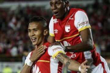 Santa Fe da vuelta a la serie y avanza en la Libertadores