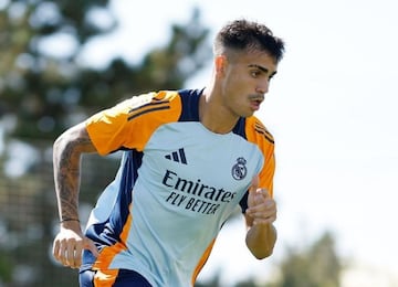 Reinier entrena con el Real Madrid.