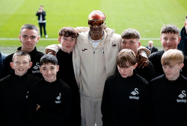 Snoop Dogg ‘debuta’ junto a Modric en el Swansea