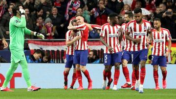 GRAF2495. MADRID, 18/02/2020.- Los jugadores del Atlético de Madrid celebran el gol de Saúl Ñíguez (3i), durante el partido correspondiente a la ida de octavos de final de la Liga de Campeones que Atlético de Madrid y Li
