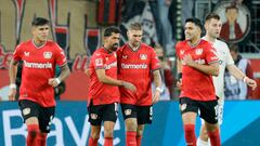 Leverkusen (Germany), 06/11/2022.- Leverkusen's Robert Andrich (2-R) celebrates with teammates after scoring then 1-0 lead during the German Bundesliga soccer match between Bayer 04 Leverkusen and Union Berlin in Leverkusen, Germany, 06 November 2022. (Alemania) EFE/EPA/RONALD WITTEK CONDITIONS - ATTENTION: The DFL regulations prohibit any use of photographs as image sequences and/or quasi-video.
