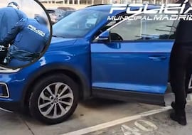 Robó un coche y le cambió la matrícula, pero la policía de Madrid lo descubrió por este detalle que pocos conocen: puede salvar tu vehículo