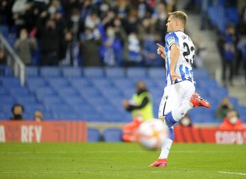 Sorloth puso el 2-0 en el marcador.