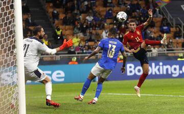 0-2. Ferrán Torres marca el segundo gol.