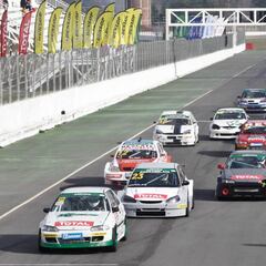 Fórmula Total: pilotos salen a la caza de Naser y del liderato