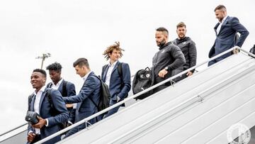 Los jugadores del Slavia, llegando a Sevilla.