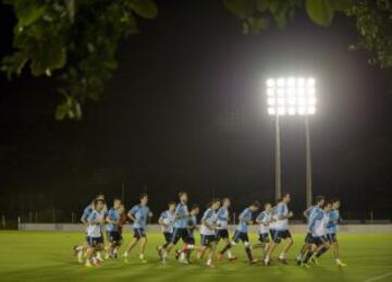 Primer entrenamiento de la Selección española en Brasil