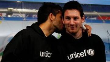 Agüero junto a Messi.