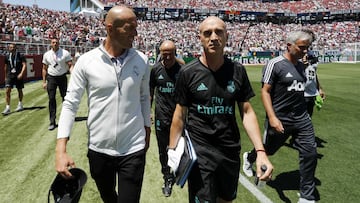 Zidane y Bettoni, con Mourinho al lado, en el &uacute;ltimo Real Madrid-United de la International Champions Cup.