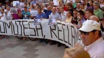 <b>MANIFESTACIÓN. </b>Los xerecistas se tiraron ayer a la calle otra vez.